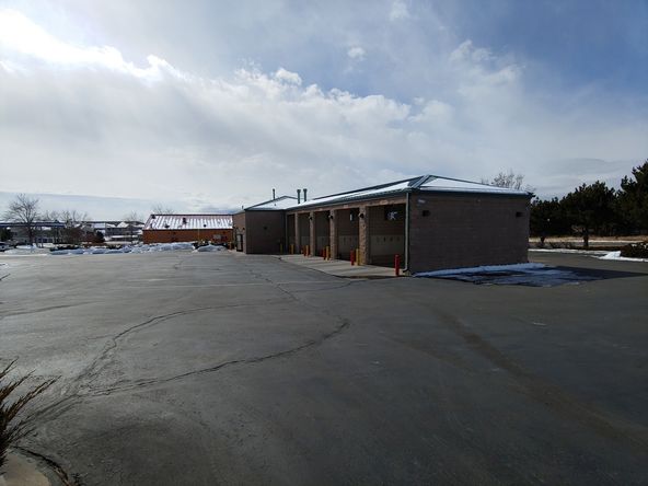 Lotus Car Wash: 5155 Austin Bluffs Pkwy, Colorado Springs, CO 80918